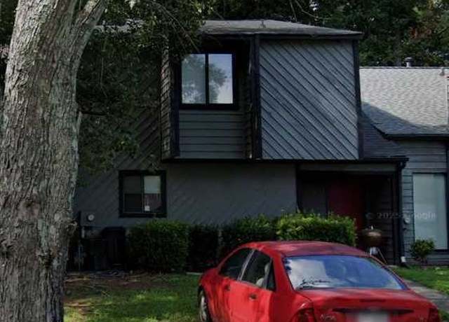 Property at 243 Toweridge Dr SW, Marietta, GA 30064, 2 beds, 2 baths