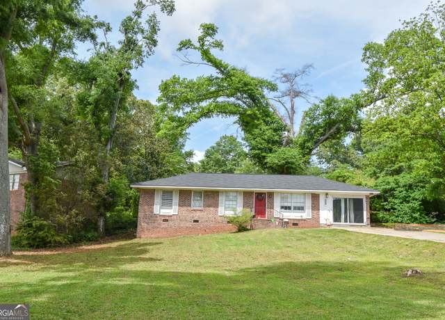 Property at 1545 Oakhill Dr, Griffin, GA 30223, 3 beds, 1.5 baths