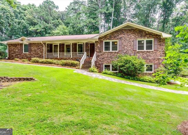 Property at 1398 Branchwood Dr, Snellville, GA 30078, 5 beds, 3 baths