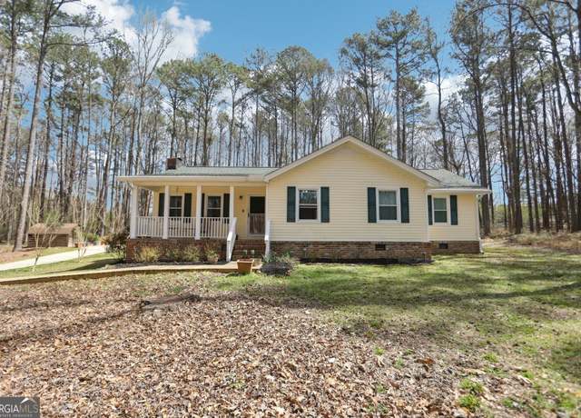Property at 179 Green Valley Rd, Fayetteville, GA 30214, 4 beds, 2 baths