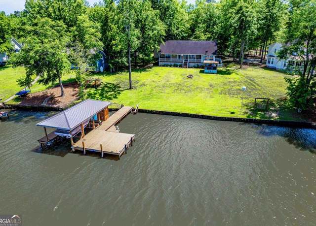 Property at 106 Hickory Ct, Sparta, GA 31087, 3 beds, 2 baths
