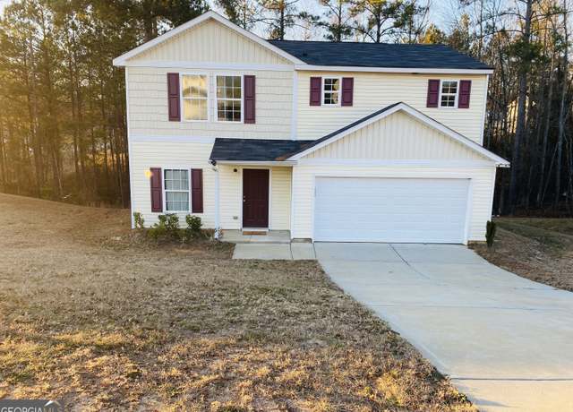 Property at 1540 Austin Dr, Macon, GA 31217, 4 beds, 3 baths