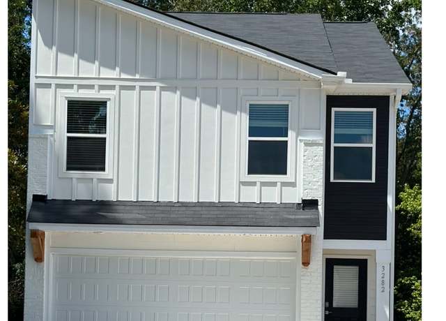 Property at 4854 Station Ln #20, Union City, GA 30349, 3 beds, 2.5 baths