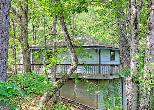 Property at 35 Brasstown Ln, Dillard, GA 30537, 2 beds, 2 baths