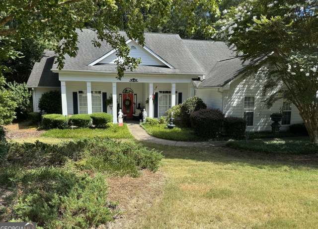 Property at 845 Harvest Ln, Monroe, GA 30655, 3 beds, 2 baths