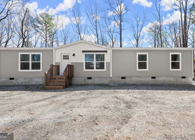 Property at 220 Old Kelly Ridge Rd, Clarkesville, GA 30523, 3 beds, 2 baths