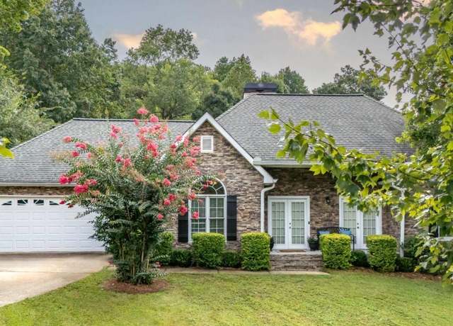 Property at 104 Amidon Dr, Villa Rica, GA 30180, 3 beds, 2 baths