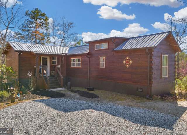 Property at 181 Yonah Lake Cir, Toccoa, GA 30577, 2 beds, 1 bath