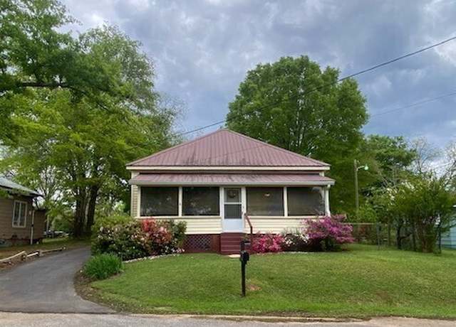 Property at 118 E 19th St, Lanett, AL 36863, 2 beds, 1 bath