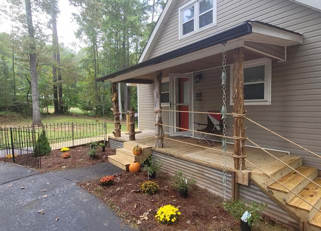 Property at 133 Indian Bend Dr, Lagrange, GA 30240, 4 beds, 2 baths