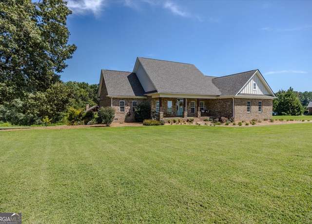 Property at 664 King Rd, Forsyth, GA 31029, 4 beds, 5 baths