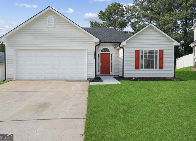 Property at 1612 Isleworth Cir, Atlanta, GA 30349, 3 beds, 2 baths