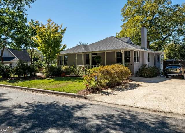 Property at 1925 Oak Ave, Columbus, GA 31906, 4 beds, 3 baths