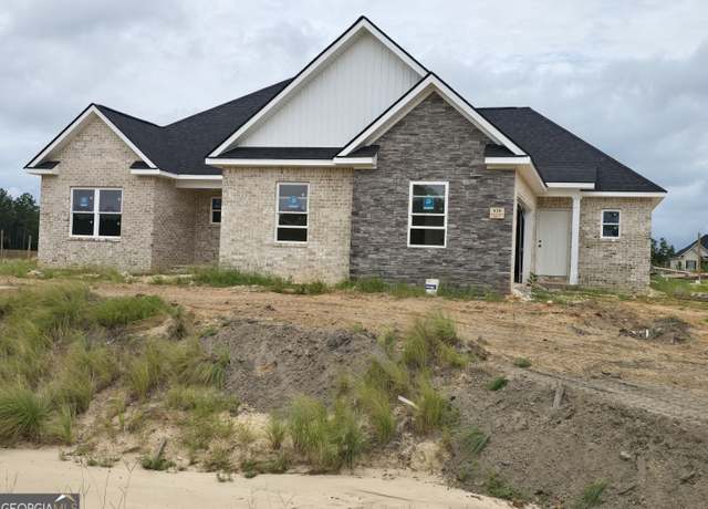 Property at 430 Burlington Dr, Lizella, GA 31052, 4 beds, 2.5 baths