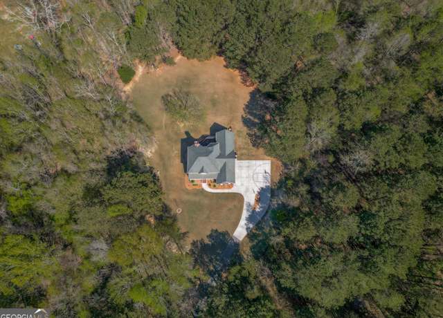 Property at 671 Ellison Rd, Tyrone, GA 30290, 4 beds, 3.5 baths
