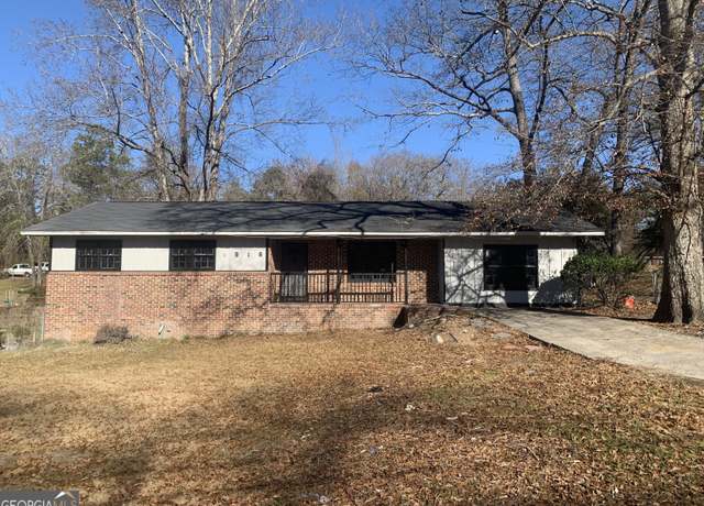 Property at 3916 Mickey Dr, Macon, GA 31217, 4 beds, 3 baths