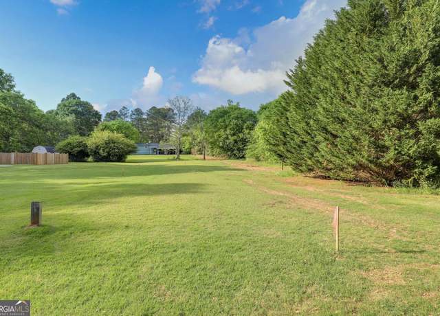 Property at 360 Seavy St, Senoia, GA 30276