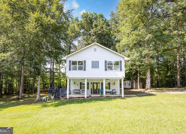 Property at 170 Slappy Dr, Hamilton, GA 31811, 4 beds, 3 baths