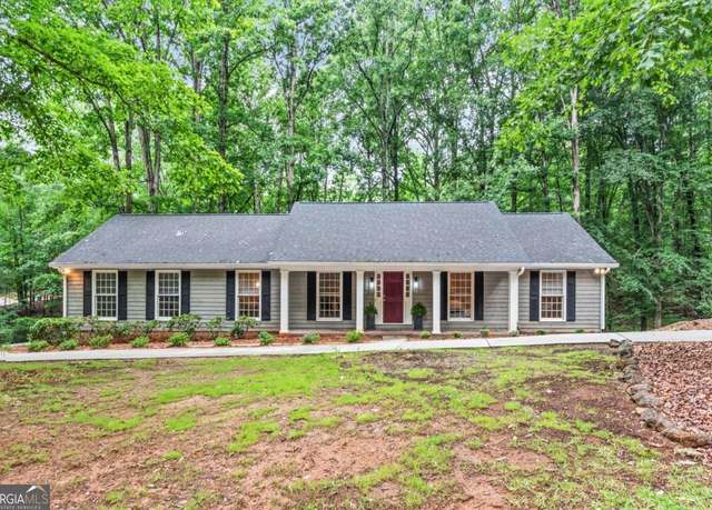 Property at 161 Pinecrest Ter, Athens, GA 30606, 3 beds, 3 baths