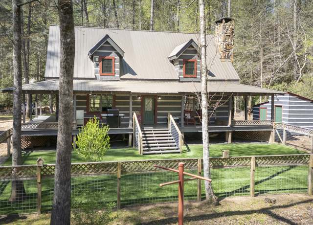 Property at 1323 Hooper Rd, Cleveland, GA 30528, 2 beds, 2.5 baths