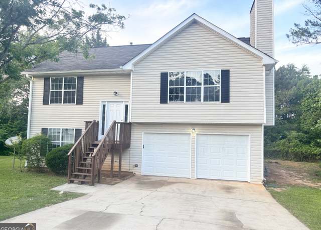 Property at 4411 Ward Bluff Ct, Ellenwood, GA 30294, 3 beds, 2 baths