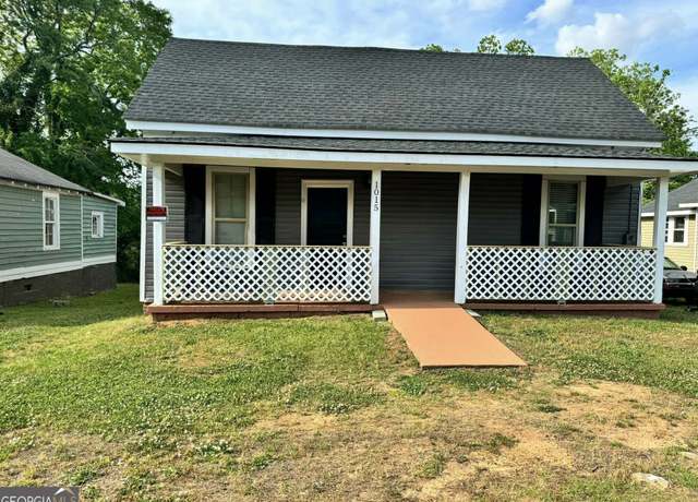 Property at 1017 Lake Ave, Griffin, GA 30223, 6 beds, 2 baths