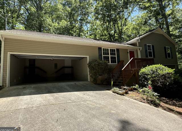 Property at 261 Sally Duke Dr, Whitesburg, GA 30185, 3 beds, 2 baths