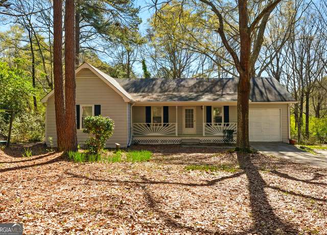 Property at 633 Westbridge Rd, Fayetteville, GA 30214, 3 beds, 1 bath