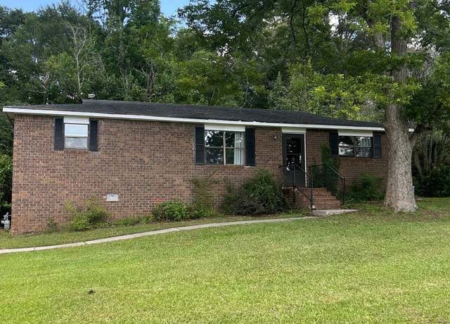 Property at 282 S Pinehill Rd, Griffin, GA 30224, 3 beds, 2 baths