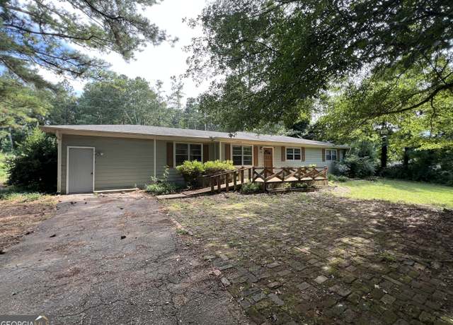 Property at 929 Honeysuckle Trl, Winder, GA 30680, 3 beds, 2 baths