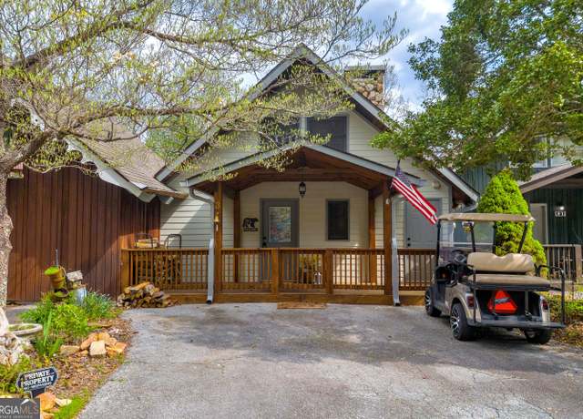Property at 3 Berkshire Ln, Dillard, GA 30537, 3 beds, 3 baths