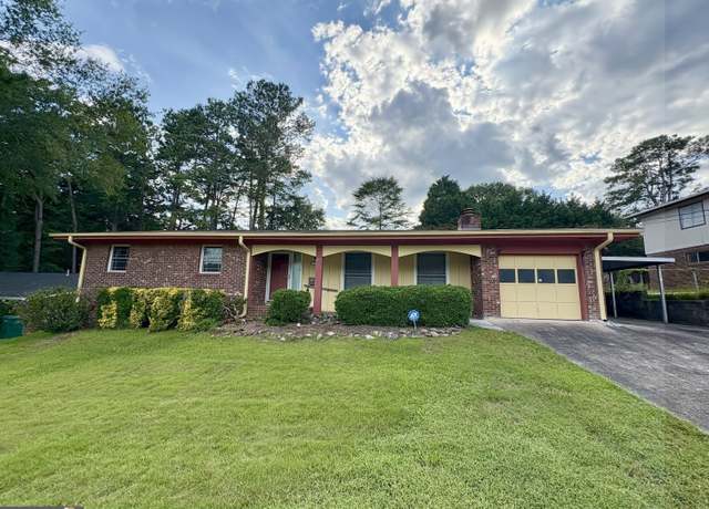 Property at 6413 Maddox Rd, Morrow, GA 30260, 3 beds, 2 baths