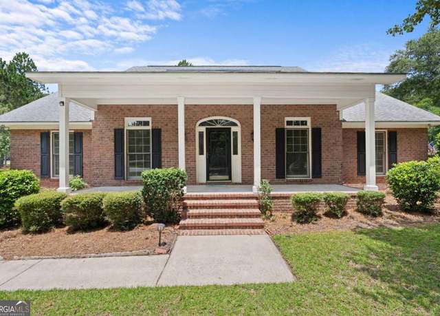 Property at 1009 Hunters Pointe Dr, Statesboro, GA 30461, 3 beds, 2.5 baths