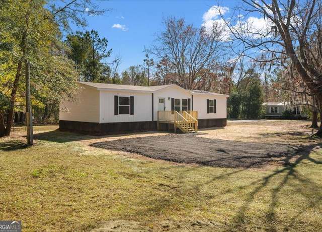Property at 1400 Black Rd, Darien, GA 31305, 3 beds, 2 baths