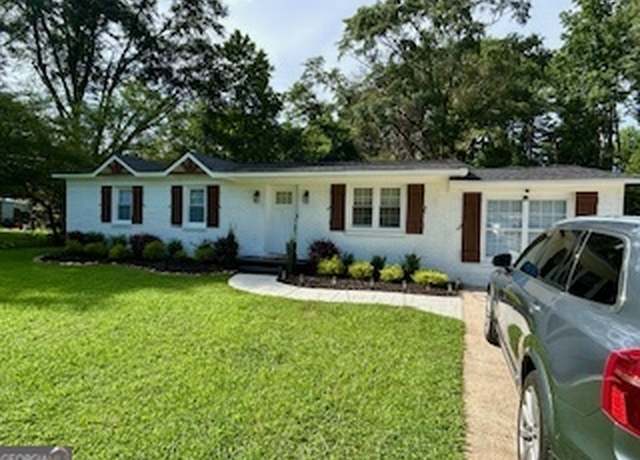 Property at 1209 Williams Cir, Peachtree City, GA 30269, 4 beds, 2 baths