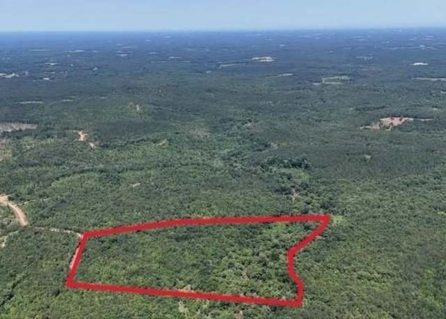 Property at 9 Emmaus Dr, Elberton, GA 30635