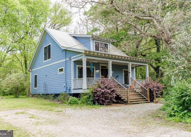 Property at 243 Arch St, Athens, GA 30601, 3 beds, 2 baths