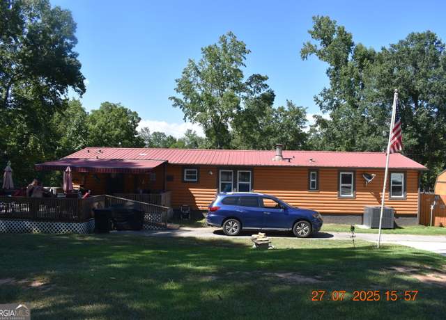 Property at 124 Cherokee Dr, Jackson, GA 30233, 3 beds, 3 baths