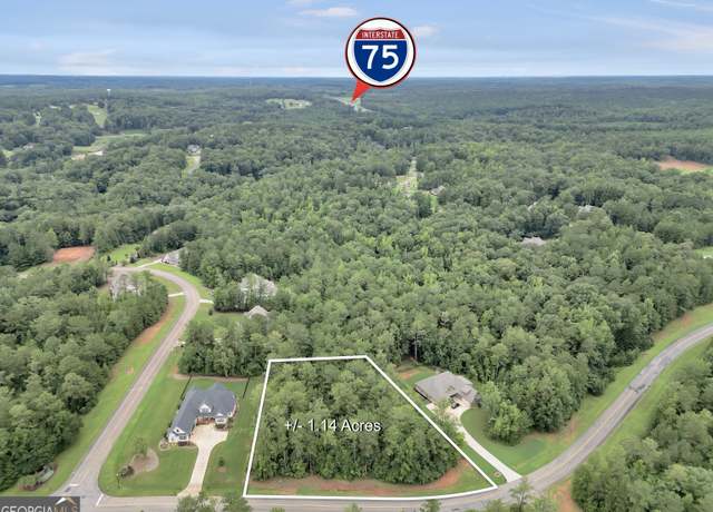 Property at 710 Crescent Dr, Forsyth, GA 31029