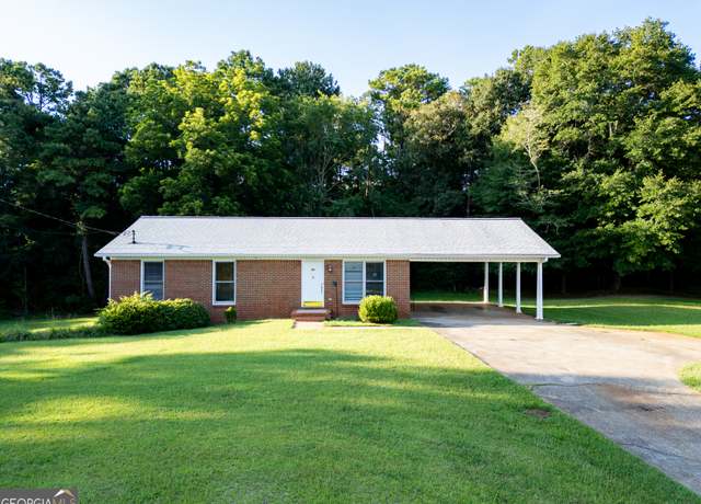 Property at 50 Fincher Rd, Covington, GA 30016, 3 beds, 3 baths