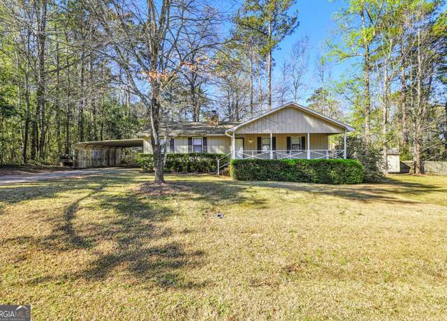 Property at 933 Chisholm Trl, Macon, GA 31220, 3 beds, 2 baths