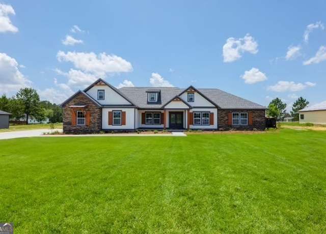 Property at 188 Tempa Ln, Douglas, GA 31535, 4 beds, 3.5 baths