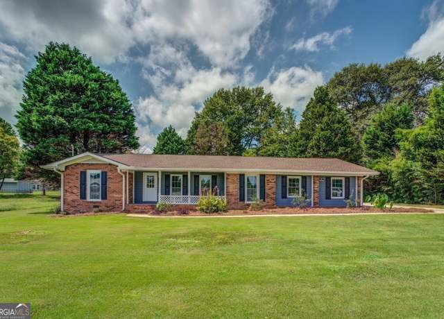 Property at 1815 Old Salem Rd SE, Conyers, GA 30013, 4 beds, 3 baths
