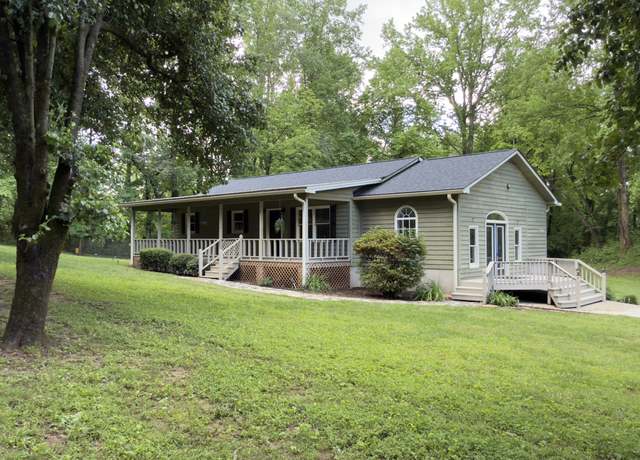 Property at 253 Yonah Valley Rd, Cleveland, GA 30528, 3 beds, 1 bath