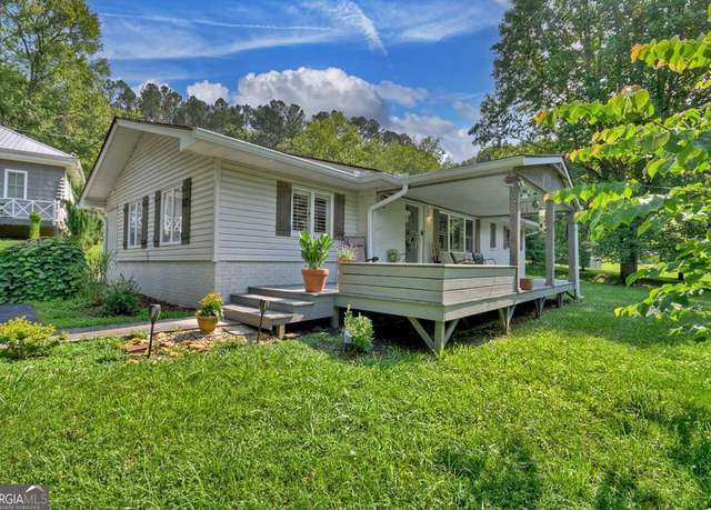 Property at 1025 Mineral Bluff Hwy, Mineral Bluff, GA 30559, 3 beds, 1.5 baths
