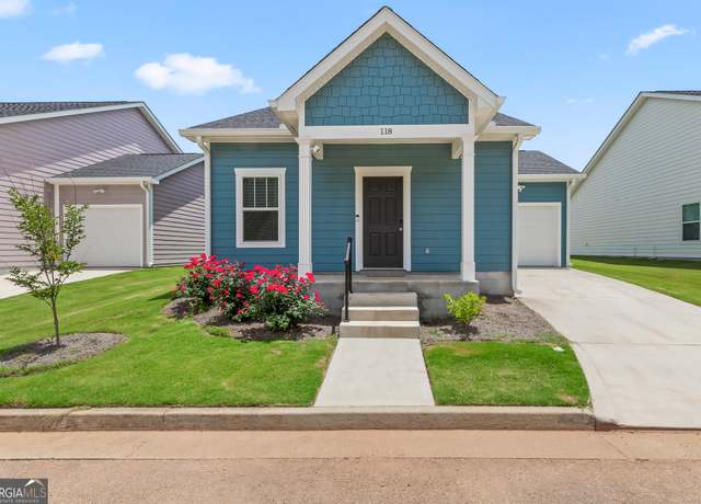 Property at 118 Lenox Cir, Lagrange, GA 30241, 3 beds, 2 baths