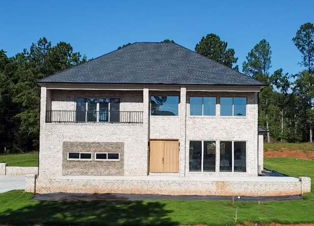 Property at 140 Champion Dr, Forsyth, GA 31029, 4 beds, 4 baths