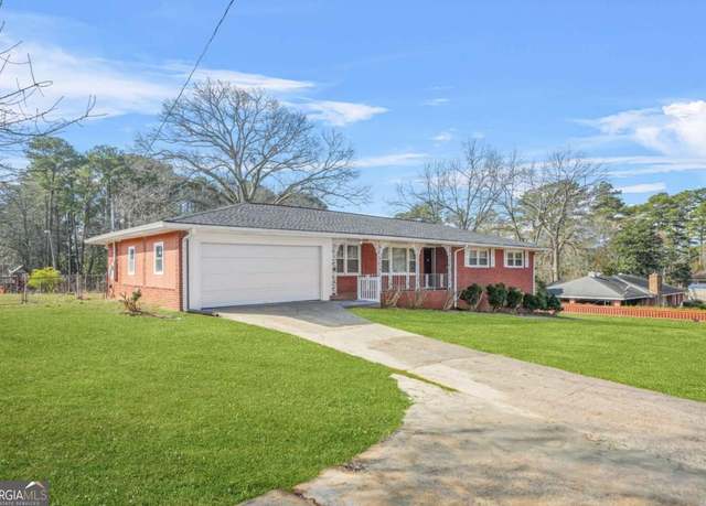 Property at 2649 Lake Harbin Rd, Morrow, GA 30260, 3 beds, 2 baths