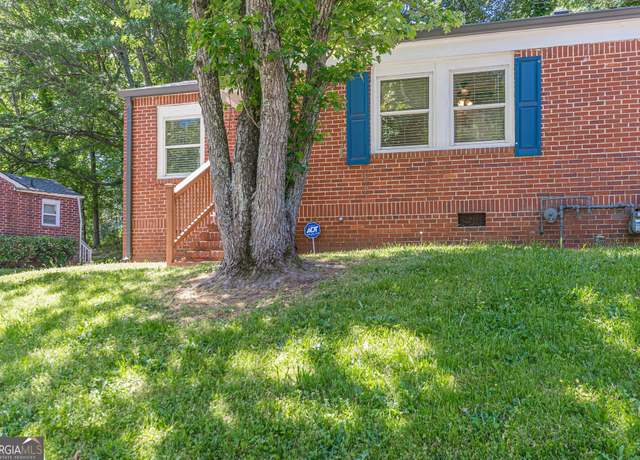 Property at 1739 Cahoon St SW, Atlanta, GA 30310, 2 beds, 1 bath