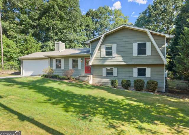 Property at 6345 Iris Dr, Flowery Branch, GA 30542, 3 beds, 1.5 baths
